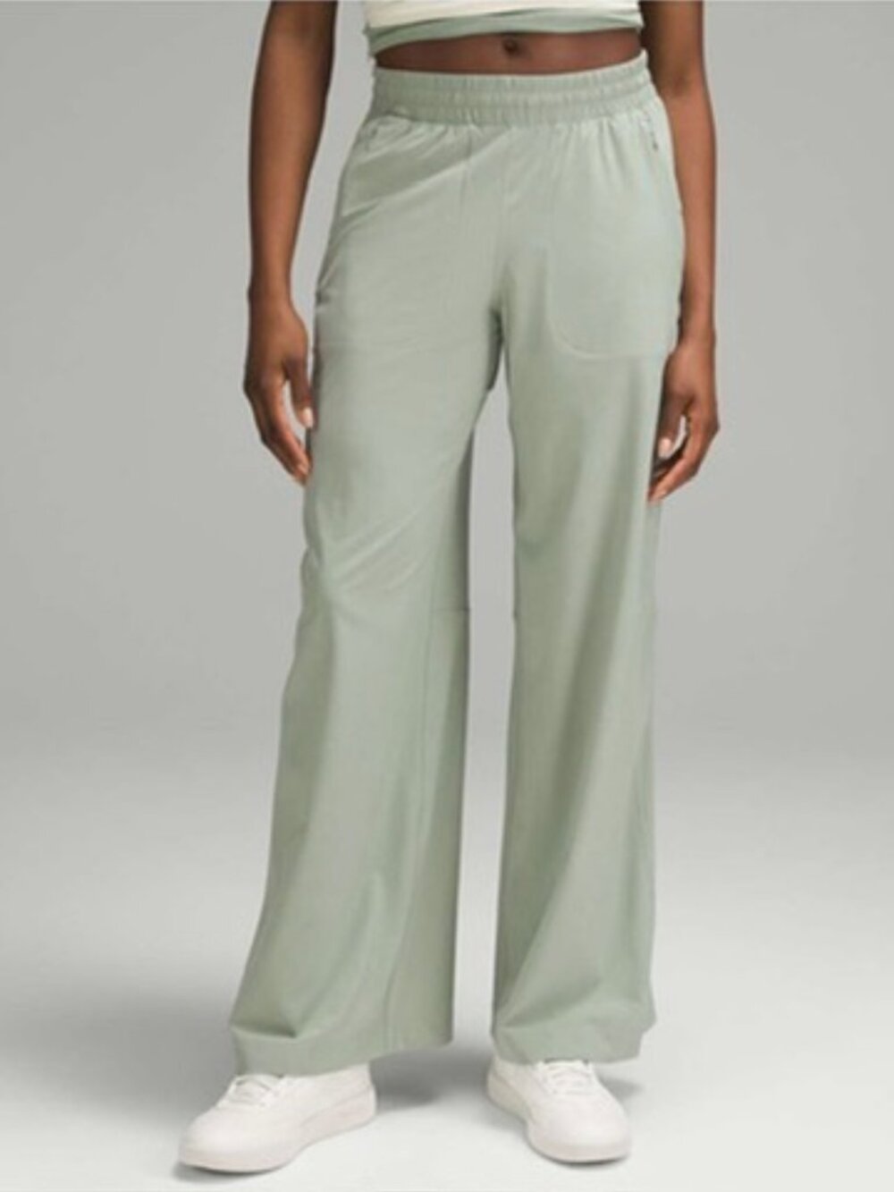 Lululemon Pants Women 8 Green Swift Mid Rise Wide Leg Elastic Waist Lined Active